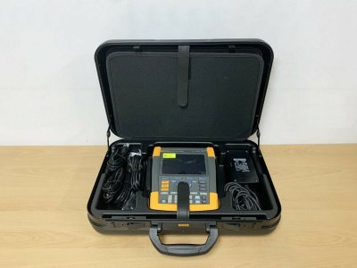 Осциллограф Fluke 190-504 500 МГц (демонстрационный)